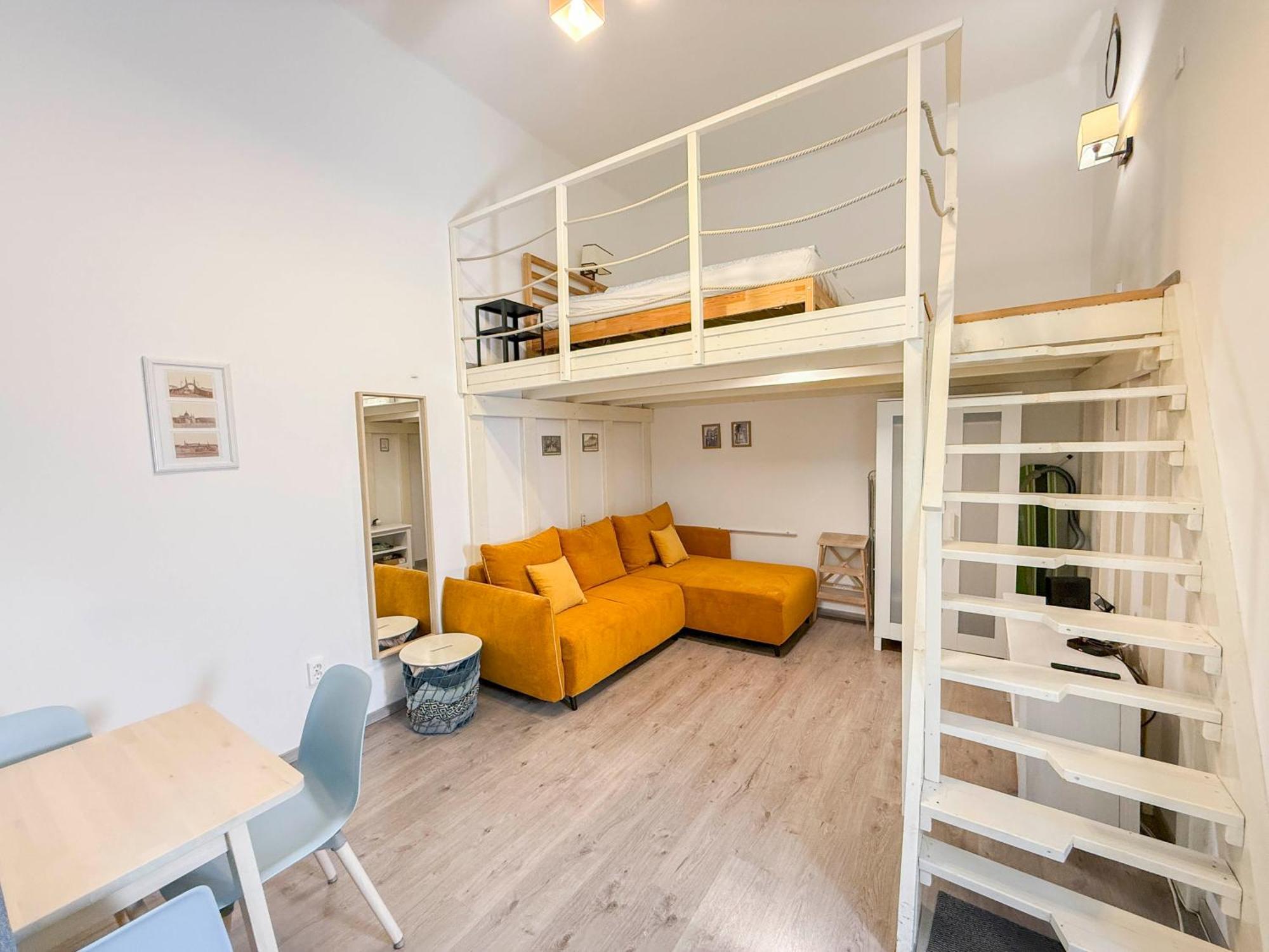Apartment Cs7 Csanyi