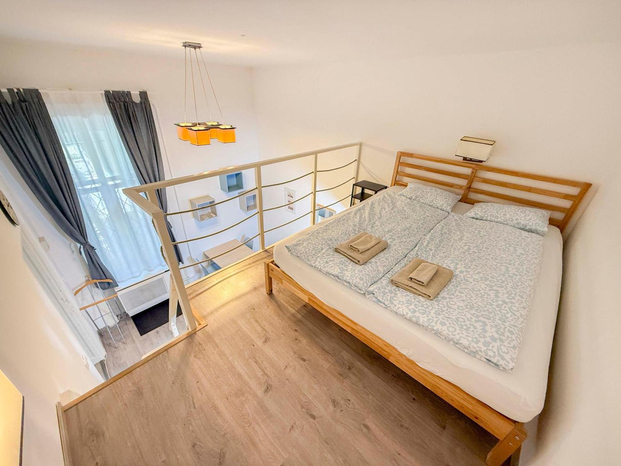 Cs7 Csanyi Apartment